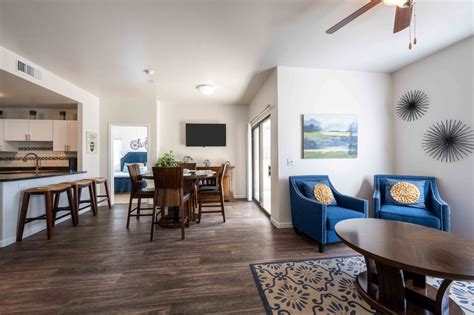 We offer renovated apartment homes, an extraordinary resort-style amenity. . Imt chandler